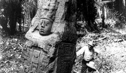 Mayan sculpture